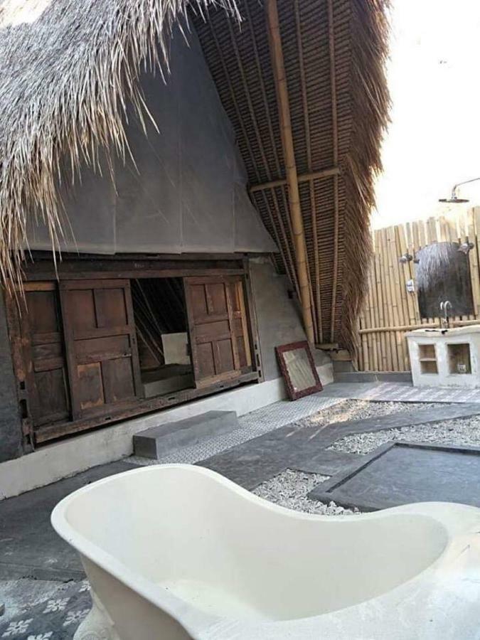 Eco Dive Resort Alycastre Maumere Exteriör bild